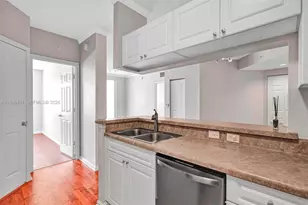 17150 N Bay Rd, Sunny Isles Beach, FL 33160 - Photo 12