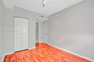 17150 N Bay Rd, Sunny Isles Beach, FL 33160 - Photo 20