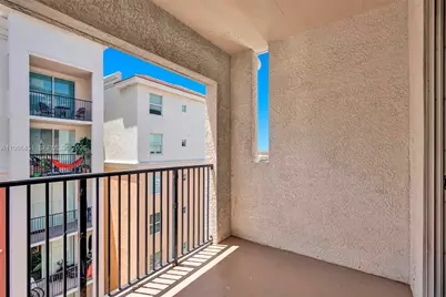 17150 N Bay Rd #2802, Sunny Isles Beach, FL 33160 - Photo 14