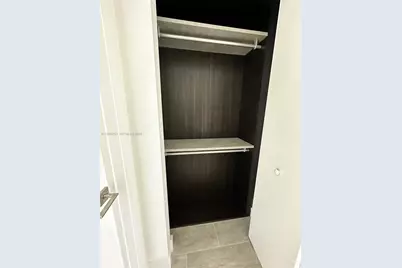 121 NE 34th St #2707, Miami, FL 33137 - Photo 6