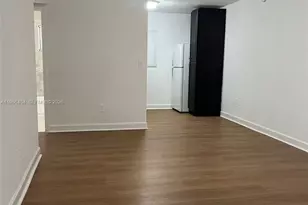 180 NE 71st St, Miami, FL 33138 - Photo 2