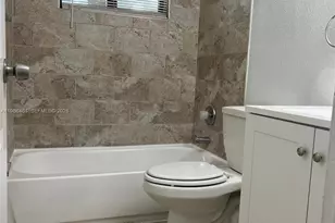 180 NE 71st St, Miami, FL 33138 - Photo 8