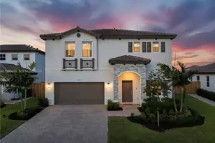 2333 SE 28th Ct, Homestead, FL 33035 - Photo 2