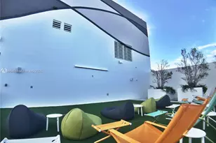 1010 Brickell Ave, Miami, FL 33131 - Photo 10