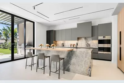 493 Holiday Dr, Hallandale Beach, FL 33009 - Photo 16