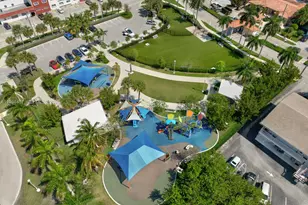 493 Holiday Dr, Hallandale Beach, FL 33009 - Photo 60