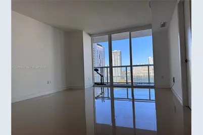 50 Biscayne Blvd #2507, Miami, FL 33132 - Photo 2