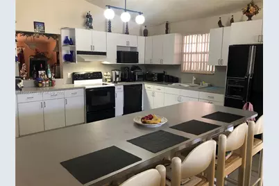 661 NE 4th Pl, Hialeah, FL 33010 - Photo 10