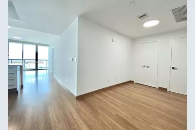 888 Biscayne Blvd #3106, Miami, FL 33132 - Photo 6