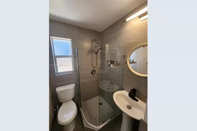 315 Walnut St #2, Hollywood, FL 33019 - Photo 16