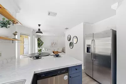 192 W Forest Oak Cir, Davie, FL 33325 - Photo 10