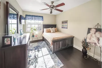 111 NW 151st Ave, Pembroke Pines, FL 33028 - Photo 20