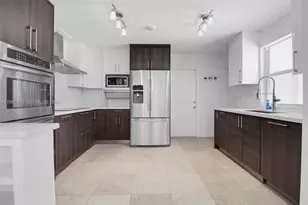 6900 SW 104th St, Pinecrest, FL 33156 - Photo 18