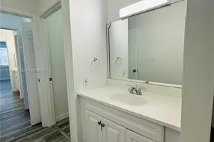 8102 SW 21st Ct, Miramar, FL 33025 - Photo 10