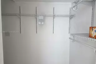 1700 NE 191st St, Miami, FL 33179 - Photo 16