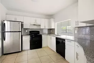 2388 Coral Springs Dr, Coral Springs, FL 33065 - Photo 6