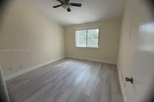 560 S Park Rd, Hollywood, FL 33021 - Photo 14