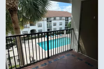 560 S Park Rd #36-7, Hollywood, FL 33021 - Photo 2