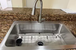 560 S Park Rd, Hollywood, FL 33021 - Photo 8