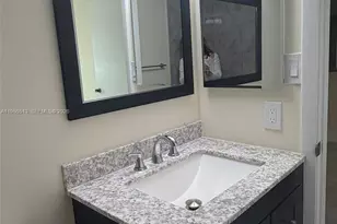 560 S Park Rd, Hollywood, FL 33021 - Photo 18