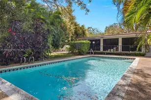 731 San Juan Dr, Coral Gables, FL 33143 - Photo 10