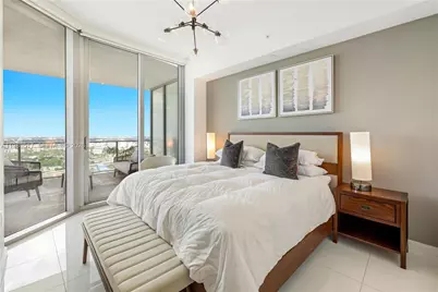 851 NE 1st Ave #4206, Miami, FL 33132 - Photo 8