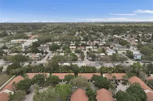 7402 NW 75th St, Tamarac, FL 33321 - Photo 6