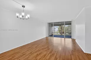 1831 Sabal Palm Dr, Davie, FL 33324 - Photo 8