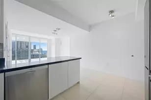92 SW 3rd St, Miami, FL 33130 - Photo 8