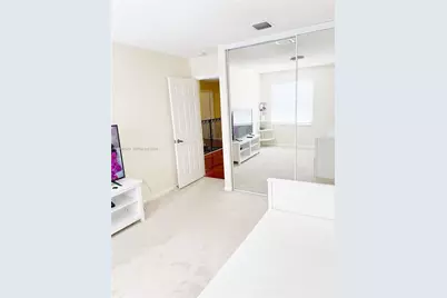 15973 NW 16th Ct, Pembroke Pines, FL 33028 - Photo 16