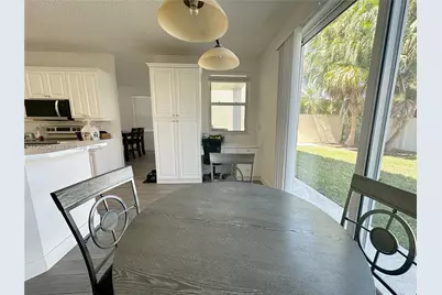 15973 NW 16th Ct, Pembroke Pines, FL 33028 - Photo 10