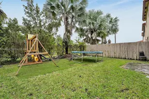 101 NE 37th Pl, Homestead, FL 33033 - Photo 22