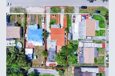 52 E 50th Pl, Hialeah, FL 33013 - Photo 2