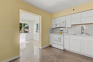 616 NW 3rd Ct, Hallandale Beach, FL 33009 - Photo 10