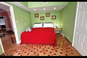 843 NW 3rd St, Miami, FL 33128 - Photo 6