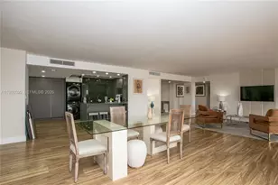 1800 NE 114th St, Miami, FL 33181 - Photo 10