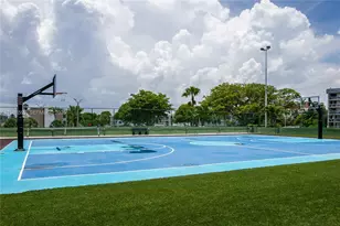 1800 NE 114th St, Miami, FL 33181 - Photo 28