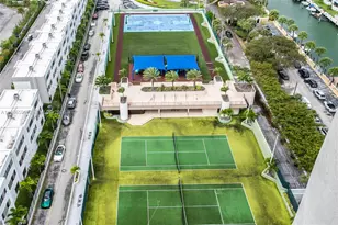 1800 NE 114th St, Miami, FL 33181 - Photo 26