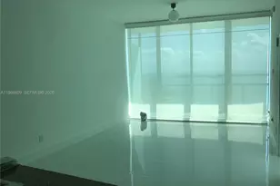 888 Biscayne Blvd, Miami, FL 33132 - Photo 2