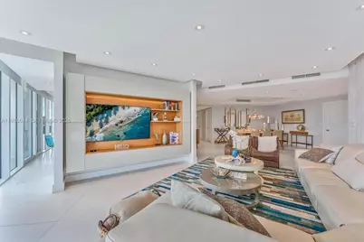 19955 NE 38th Ct #2202, Aventura, FL 33180 - Photo 4