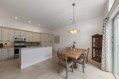 1104 Redwood St, Hollywood, FL 33019 - Photo 12