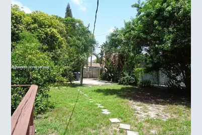 1925 Thomas St #1925, Hollywood, FL 33020 - Photo 22