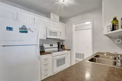 400 N Riverside Dr #503, Pompano Beach, FL 33062 - Photo 6