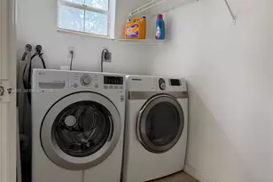 12619 NW 11th Pl, Sunrise, FL 33323 - Photo 24