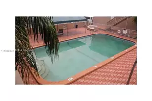 1370 NE 119th St, Miami, FL 33161 - Photo 4