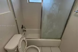 1370 NE 119th St, Miami, FL 33161 - Photo 40