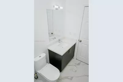 521 NW 22nd Ave, Fort Lauderdale, FL 33311 - Photo 24