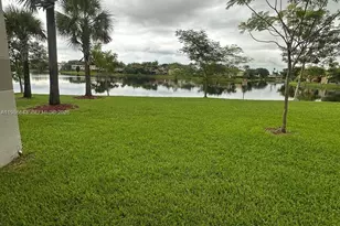 9777 Nob Hill Ct, Sunrise, FL 33351 - Photo 24