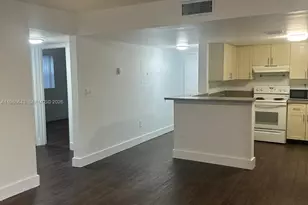 9777 Nob Hill Ct, Sunrise, FL 33351 - Photo 6