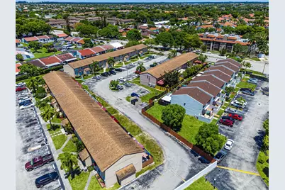 15260 SW 80th St #10, Kendall, FL 33193 - Photo 12